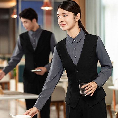 西餐厅服务员工作酒店饮火