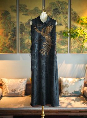 蓝大原创女装撞色凤凰刺绣黑色显瘦真丝香云纱无袖长款连衣裙5405