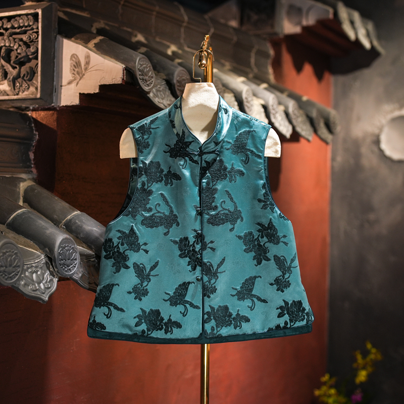 蓝大单排扣国风立领蓝色章绒马甲