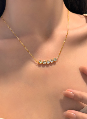 简约轻奢小众设计感微笑项链女微镶锆石时尚通勤不掉色百搭锁骨链