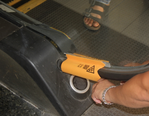 昀立扶梯电梯防攀爬防夹手配件