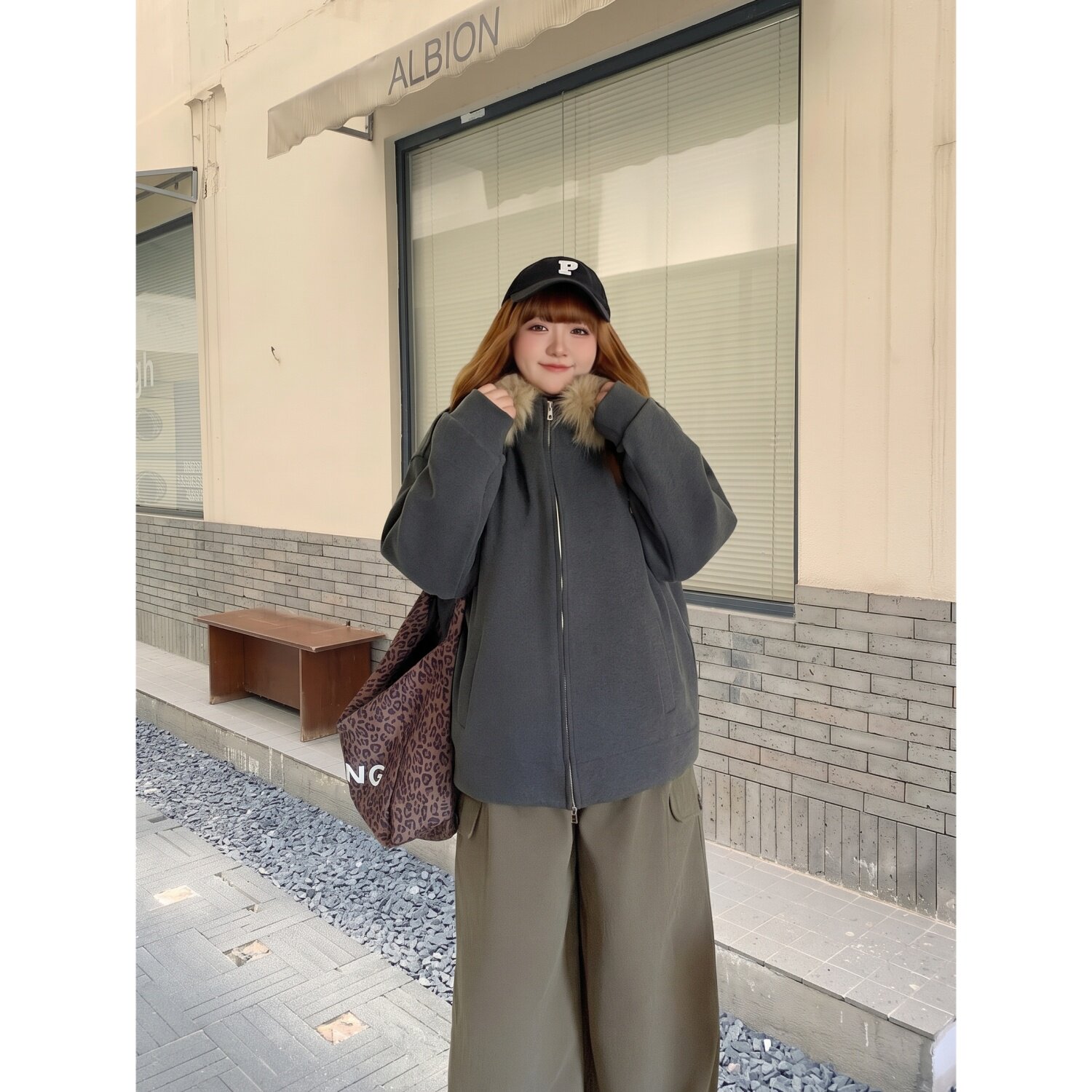 梵朵大码女装秋季时尚百搭休闲上衣大毛领连帽夹棉外套19013Z