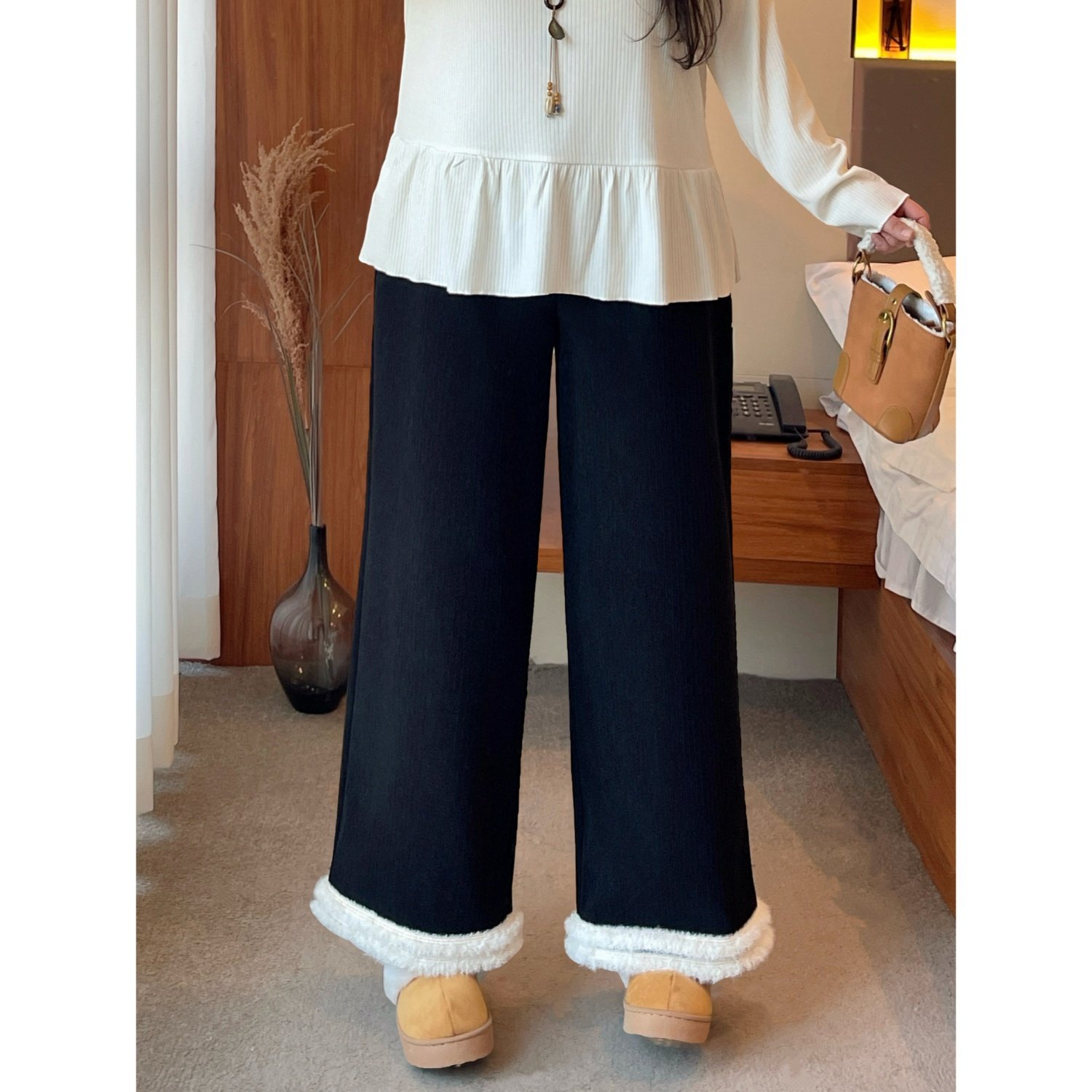 梵朵大码女装4381秋冬韩系拼接毛绒休闲裤慵懒显瘦遮肉加绒阔腿裤,女装/女士精品,大码裤装,淘宝优惠券,粉丝福利购,淘宝优惠卷