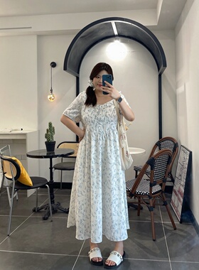 梵朵大码女装夏季时尚法式碎花连衣裙减龄巨显瘦通勤长裙17531S