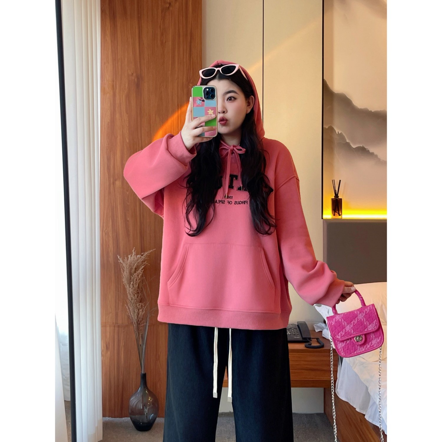 梵朵大码女装16498秋冬美式字母宽松印花加绒卫衣简约小众上衣,女装/女士精品,大码内搭,淘宝优惠券,粉丝福利购,淘宝优惠卷