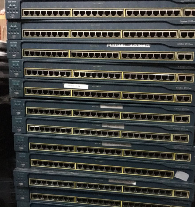 cisco/ WS-C2950T-24 2千兆口 端口隔离防环路VLAN管理交换机