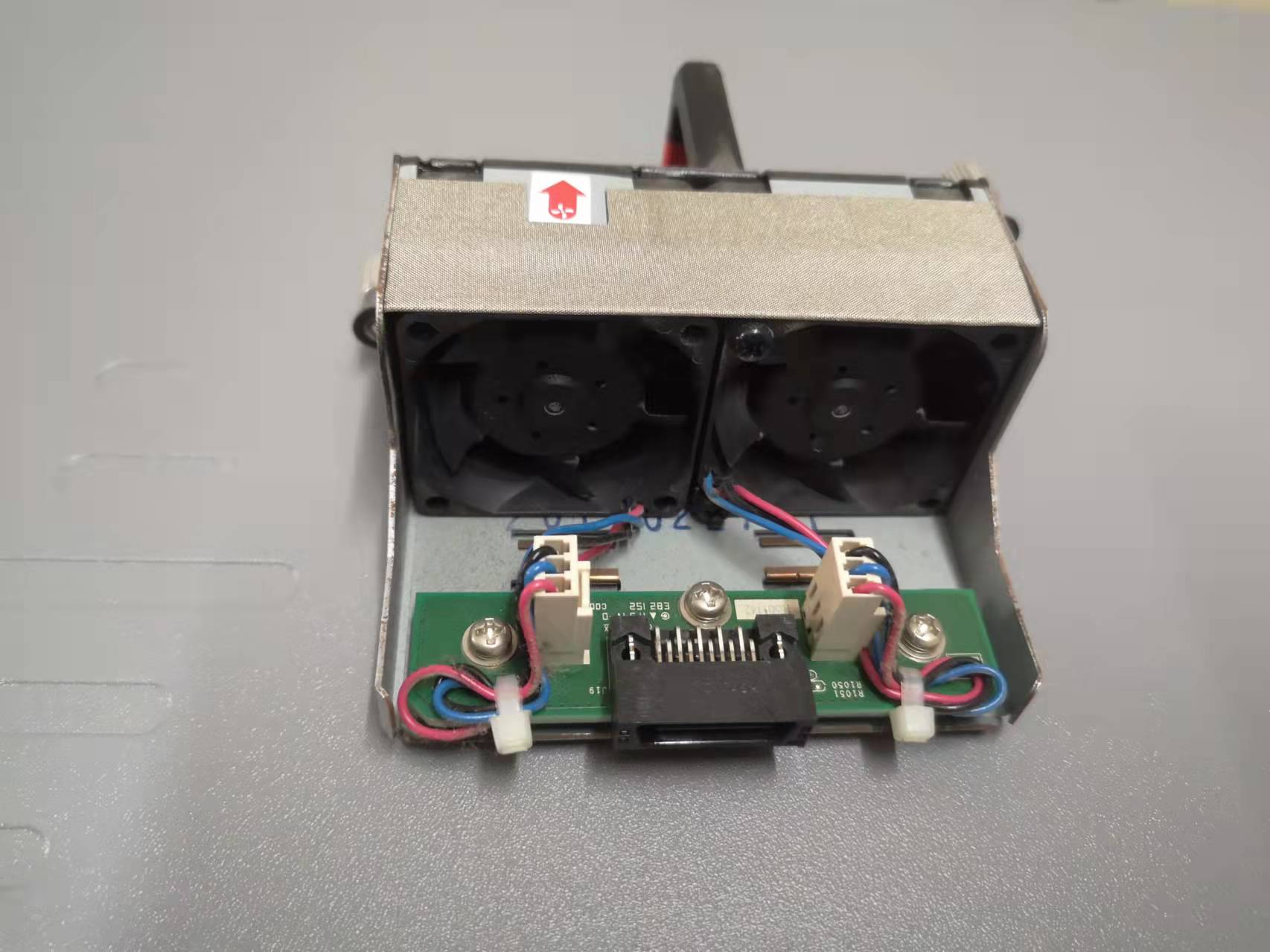 DELL 风扇 CN-OKYOKM  DP/N:OTK17Y 用于N3024 N3048P 3148P