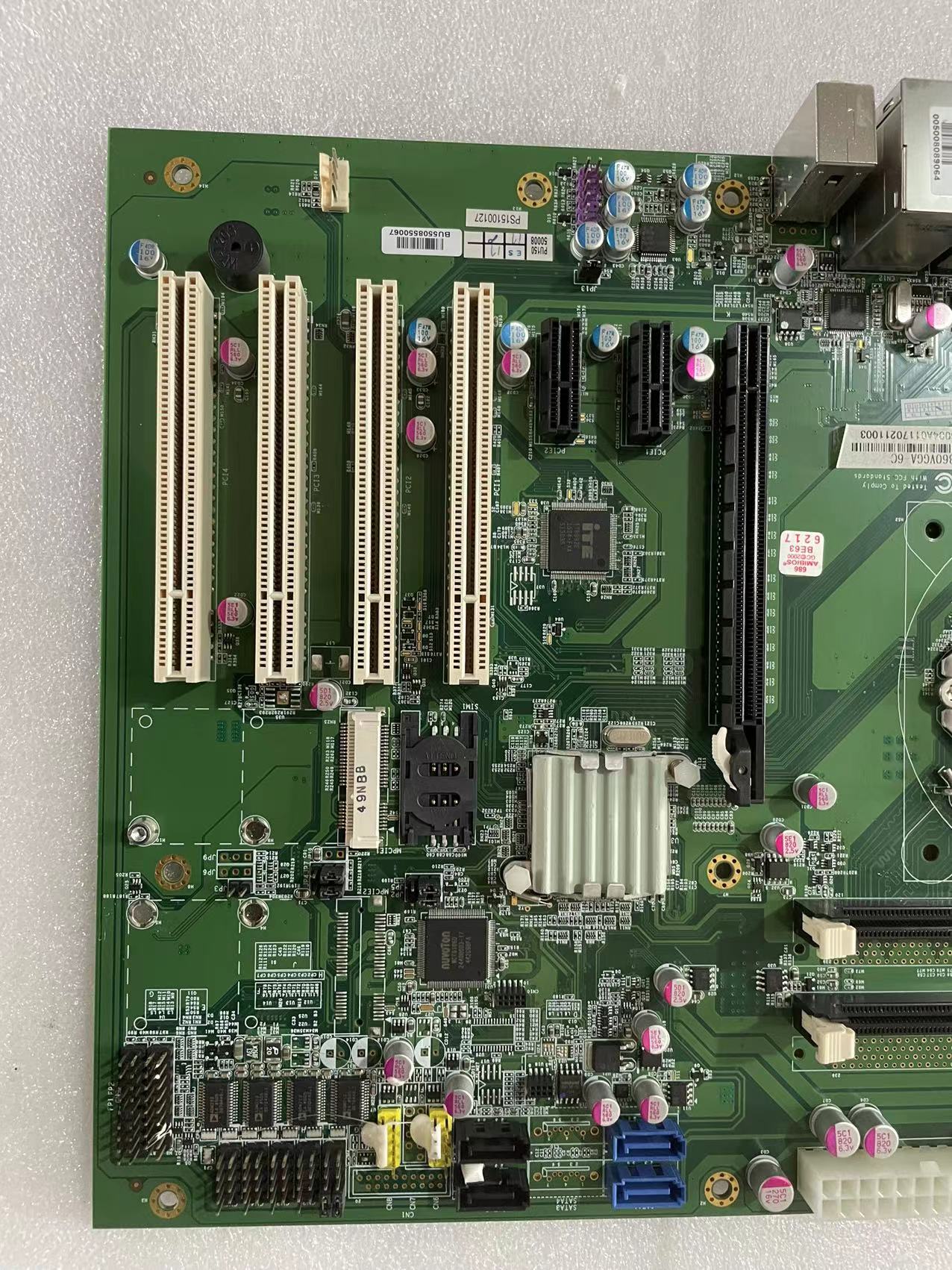 艾讯 SYM86360VGGA-6C 工业主板 SYM86360 实物图 成色新 现货