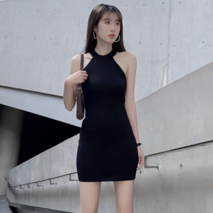 包臀背心裙 感气质性感修身 无袖 挂脖针织吊带连衣裙女秋季