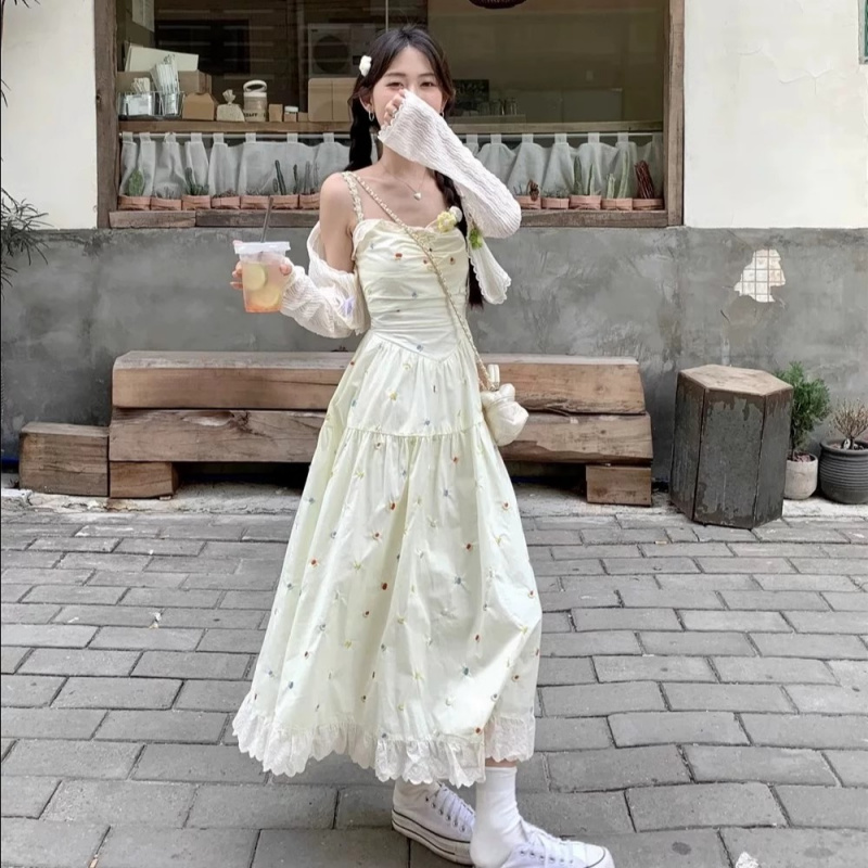 2025新款连衣裙套装女夏季海边度假彩色印花碎花裙吊带连衣裙子潮
