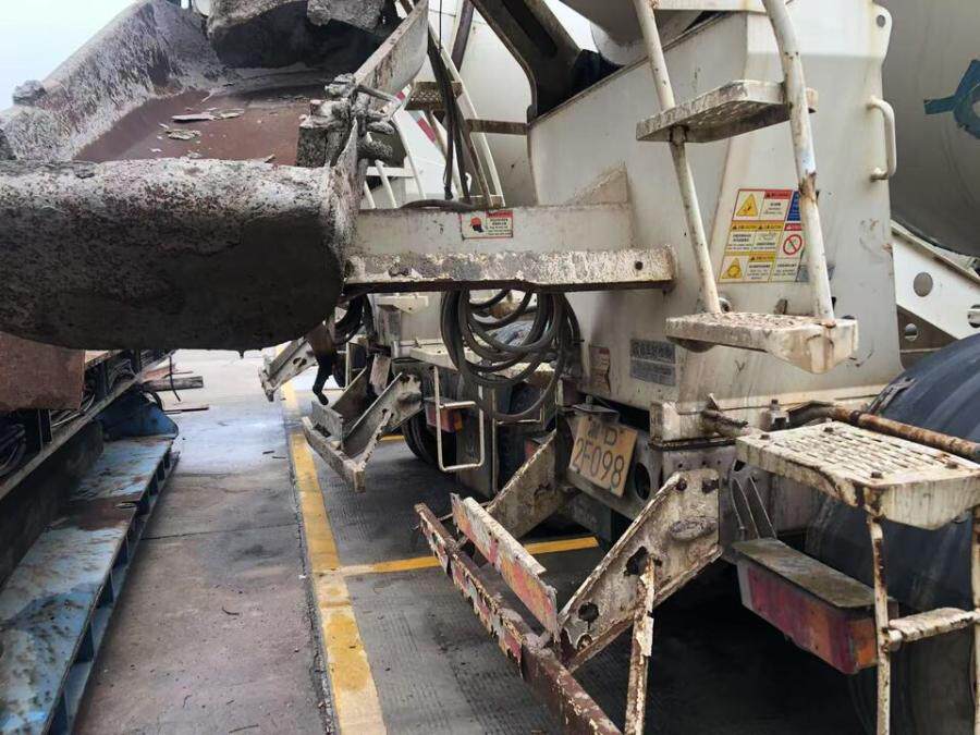 4月7日衡阳市湘D2F098徐工牌重型特殊结构货车网络拍卖公告