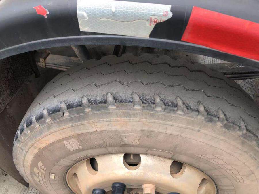 4月7日衡阳市车牌号为湘D2E777徐工牌重型特殊结构货车网络拍卖公告