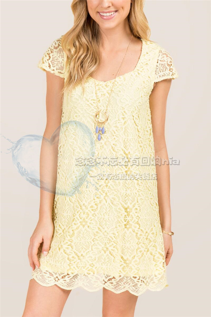 马卡龙鹅黄色全蕾丝复古风连衣裙