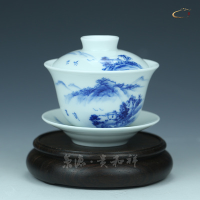 京德贵和祥青花山水帆影盖碗手绘