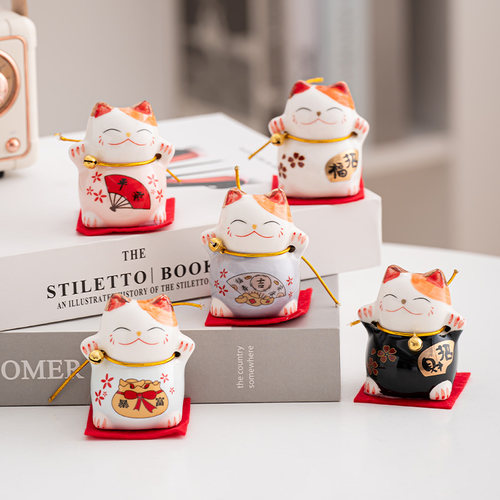 迷你陶瓷招财猫纳福kt猫办公室收银台车载桌面小摆件装饰饰品礼物