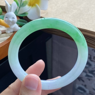 5.21批4660号58-9.6-9翠阳绿圆条！腕间春意！春和景明