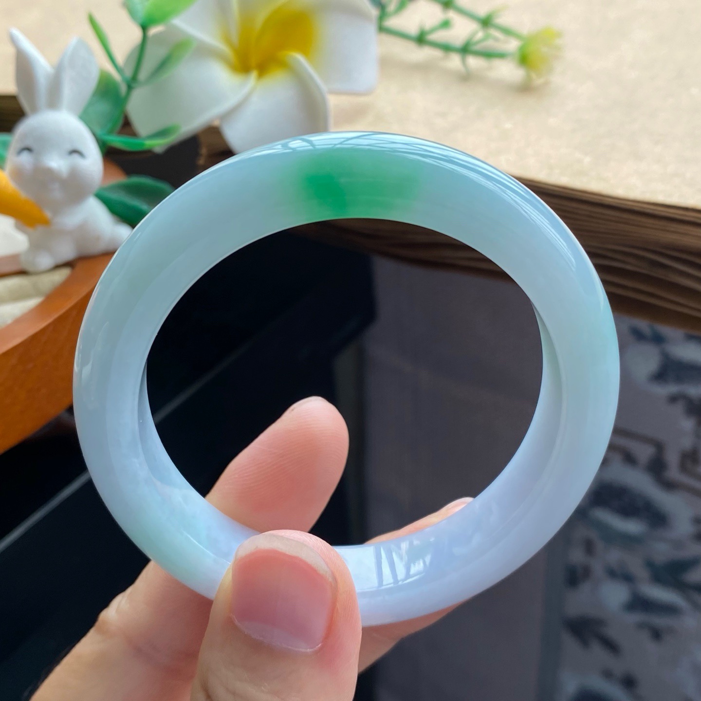 11.22批10930号52.3-11.7-8.5阳绿色！素色衬翠！春日的一抹绿！