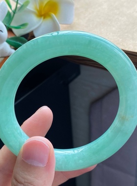 11.26批11099号55.6-11.6-11.2甜绿色圆条！恬静淡然的气质感！