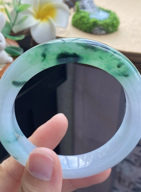 5.11批4227号56.7-12.2-9.6正圈翠绿镯！一截色特别浓郁辣艳！