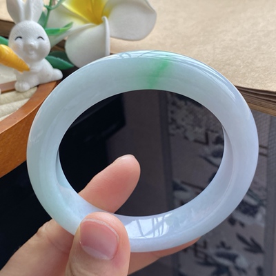 3.28批1090号56.3-12.5-9.5浅绿底色飘阳绿！清丽漂亮！