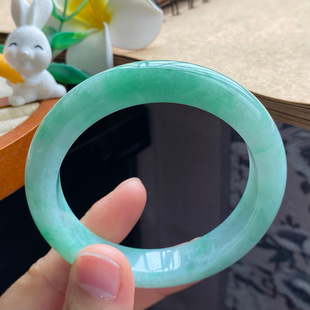 5.19批4547号56.3-11.9-9.1正圈浅翠绿藏着绿叶舒展的鲜活