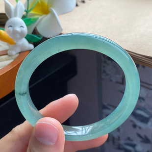 清清爽爽 3.25批975号55.4 冰湖水绿果冻镯 7.3 9.1