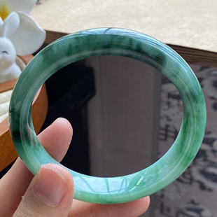 5.24批4758号56.5-11.5-7.3青绿飘花镯！花色深邃浓郁！