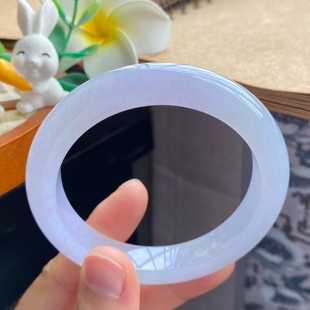 气息 3.23批2197号58.6 梦幻浪漫 9.4冰浅紫手镯 12.1