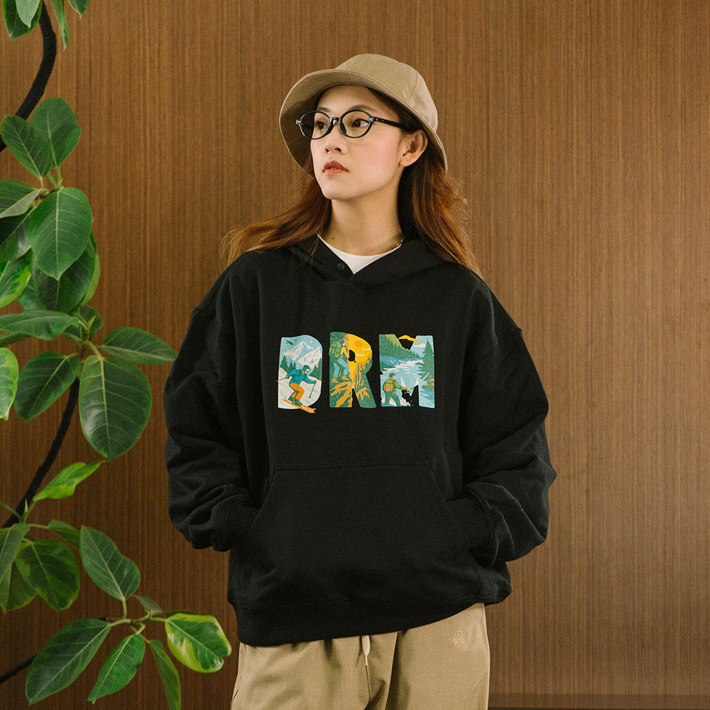 DRM重磅落肩短款印花连帽卫衣