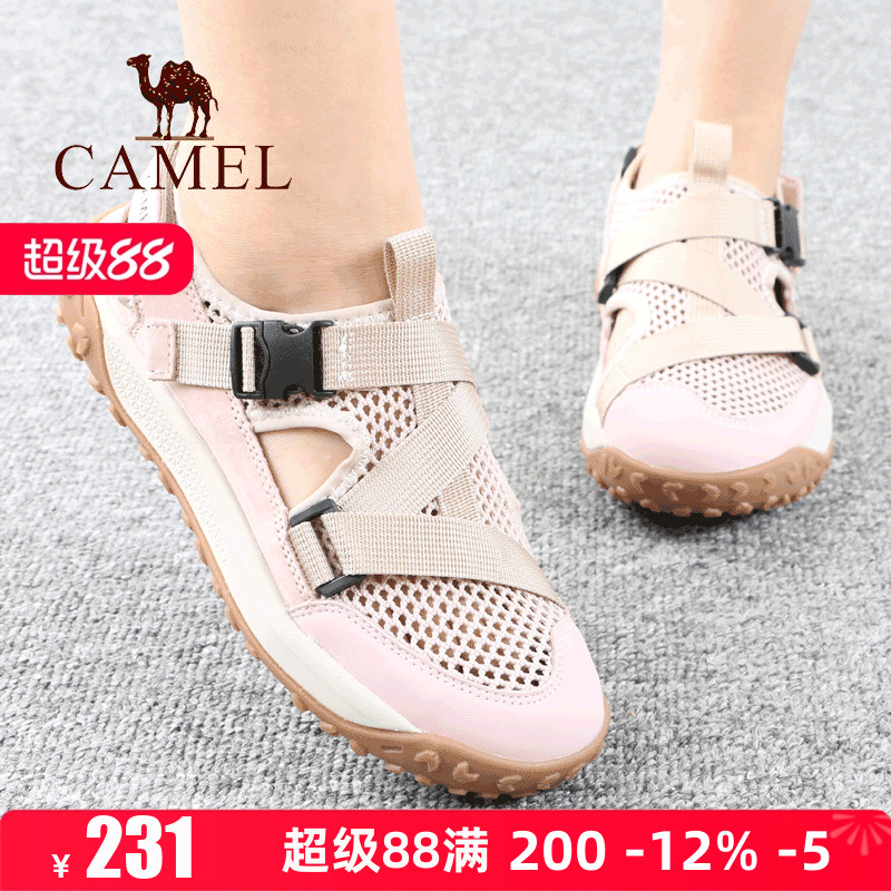 骆驼女鞋网眼透气休闲凉鞋