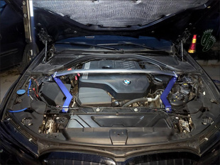 20-24款宝马3系G20/G28顶吧平衡杆防侧倾稳定加强新3系前顶吧改装