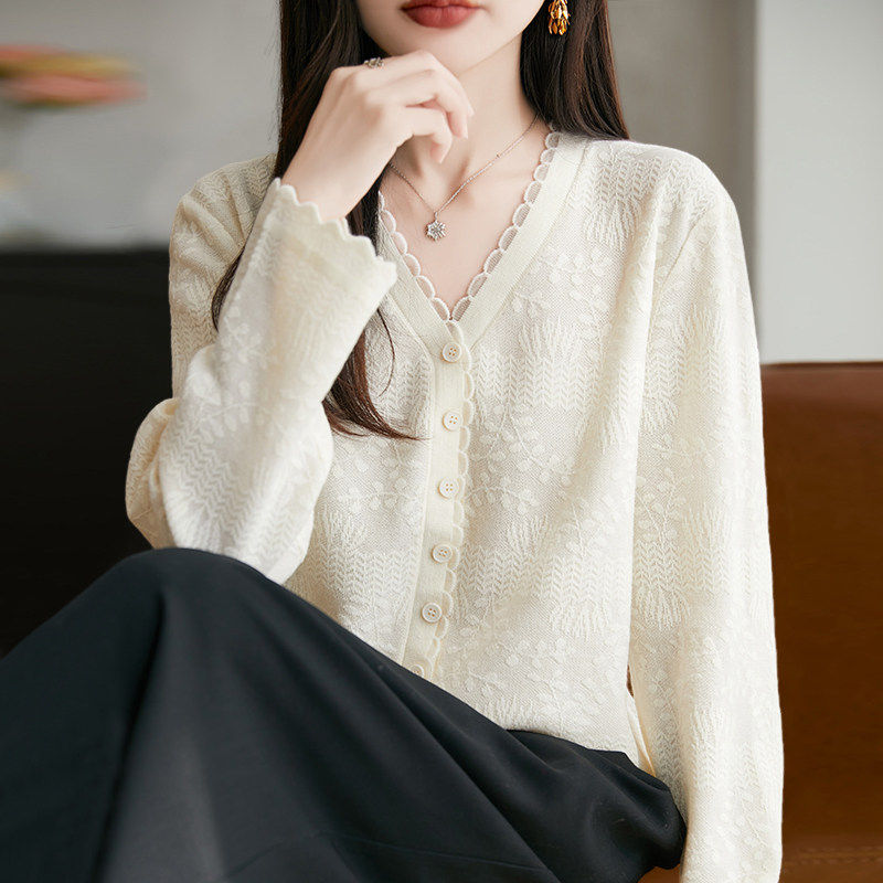 秋装蕾丝V领提花针织开衫外套女2026新款春秋洋气女装秋冬上衣