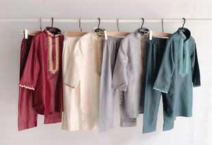 巴基斯坦男童绣花套装印度名族男孩服饰回民小男孩纯色刺绣长袍