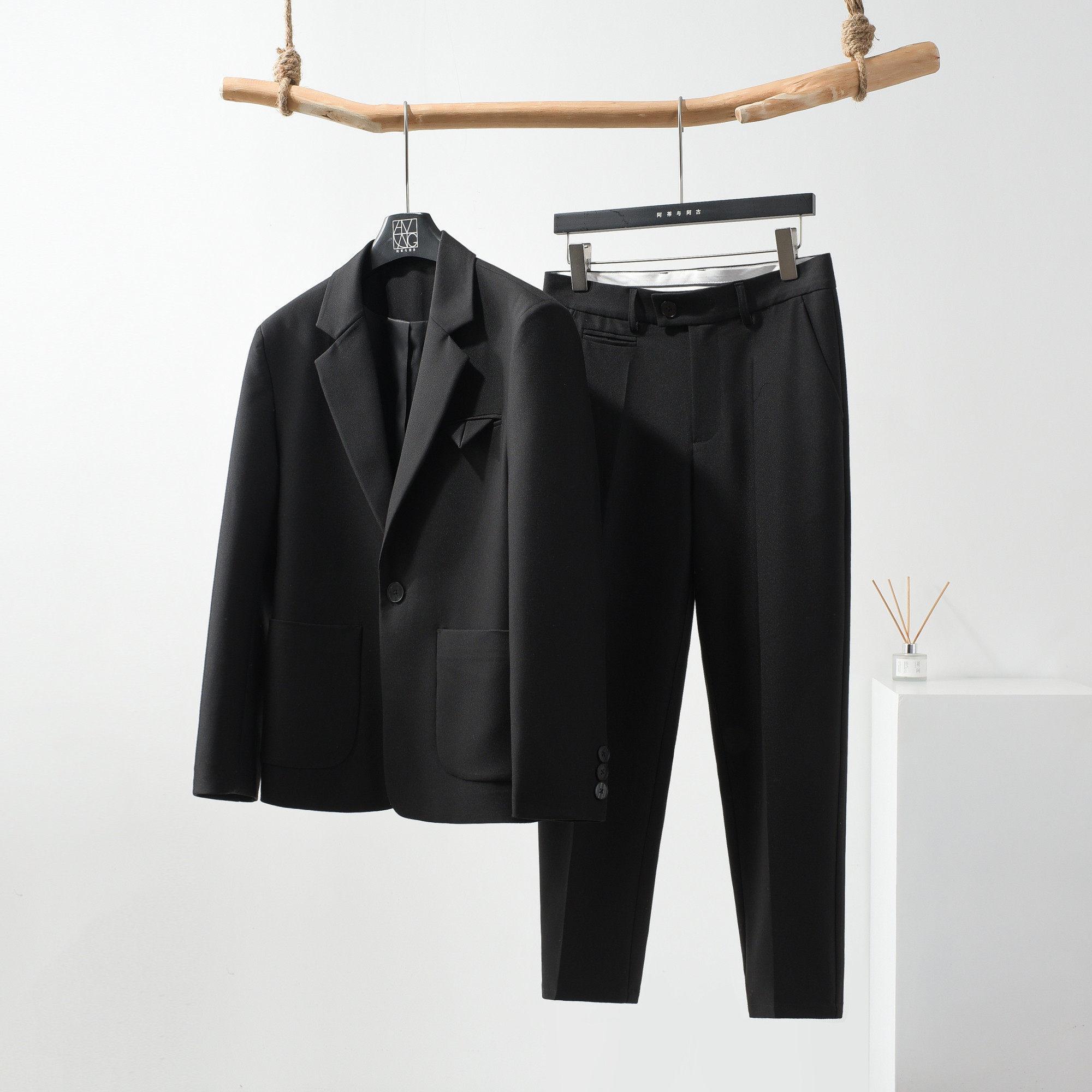 阿茶与阿古黑色高级感西装男套装春季新品宽松简约休闲西服西裤