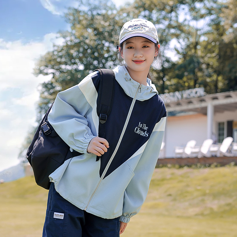 博诗琪初中生学院风常规拼色外套