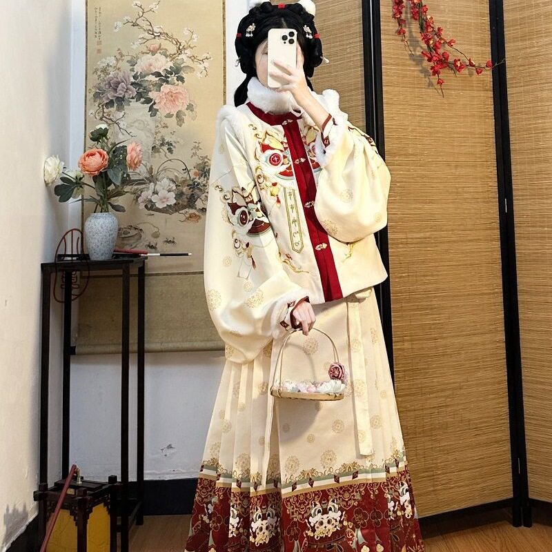 【狮柿如意】明制汉服女中国风刺绣比甲马面裙拜年服冬季