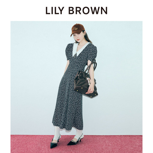 LILYBROWN印花泡泡袖收腰连衣裙