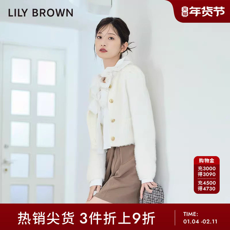 LILY BROWN秋冬款 甜美圆领小香风金属扣短上衣LWNJ234223