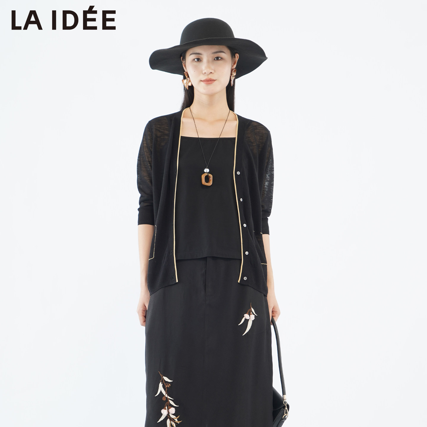 LAIDEE/罗兰伊杜轻熟优雅风黑色V领薄款针织开衫女气质毛衫外套