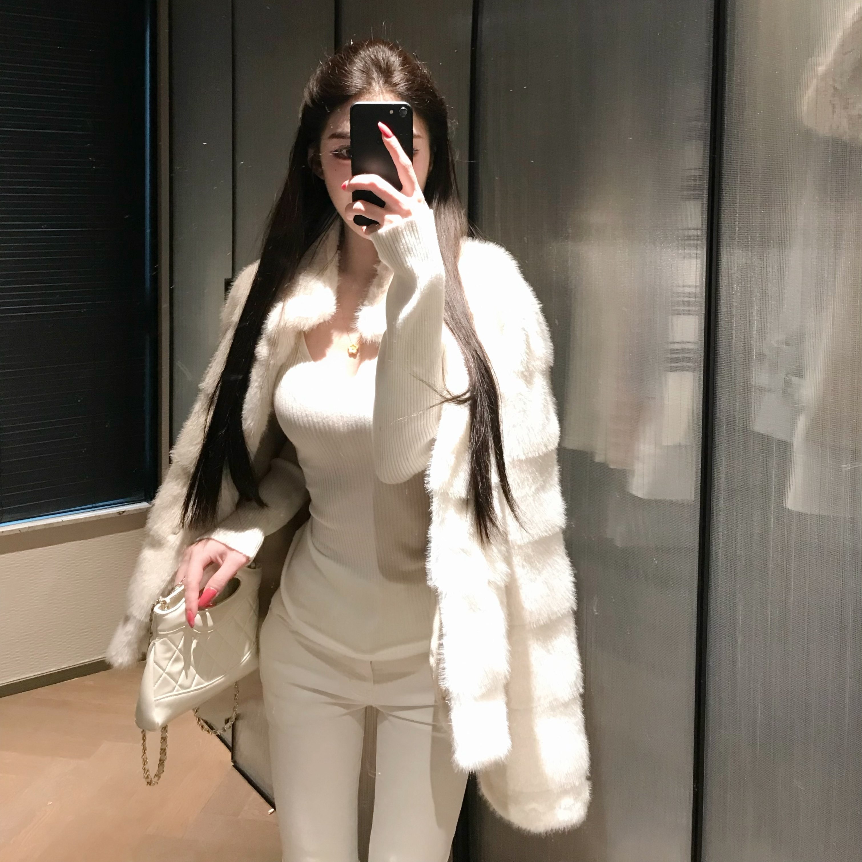 2025冬季仿天鹅绒环保水貂短款上衣皮毛一体帕斯条皮草毛毛外套女