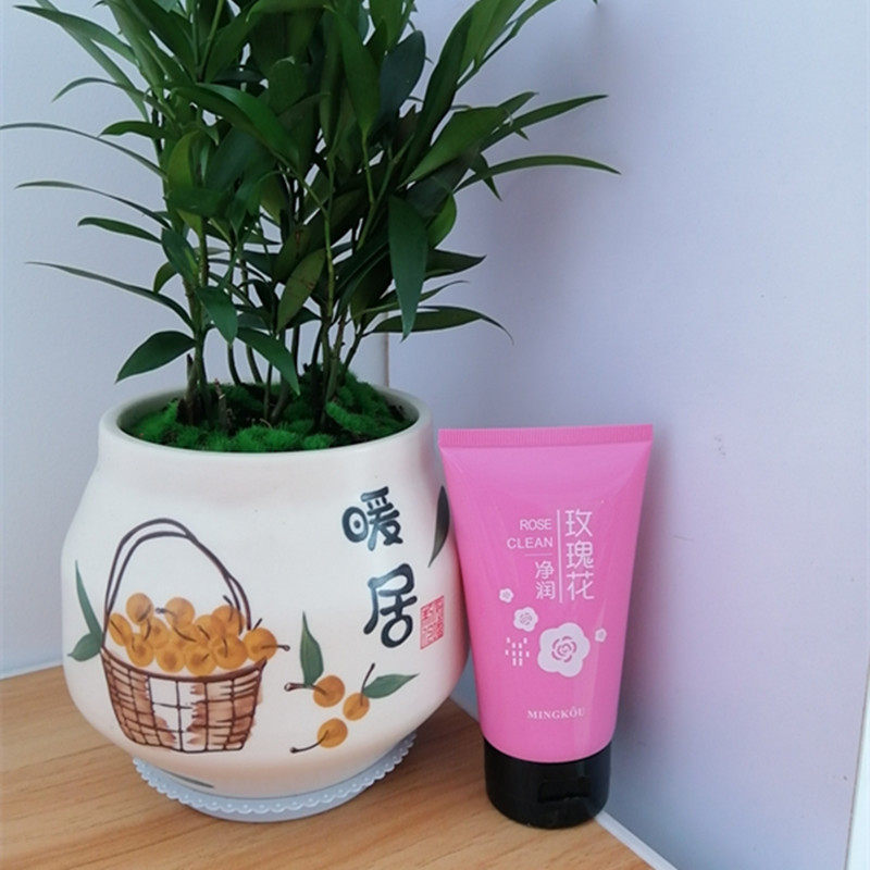 名蔻玫瑰花饱水净透洁面膏150g泡沫细腻丝滑