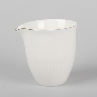 德化羊脂玉白瓷公道杯陶瓷大号茶海公平杯描金茶具配件匀杯分茶器