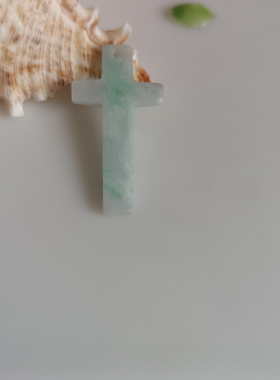 新品上架天然翡翠飘翠绿色十字架玉吊坠项链送手工挂坠绳绑好发货