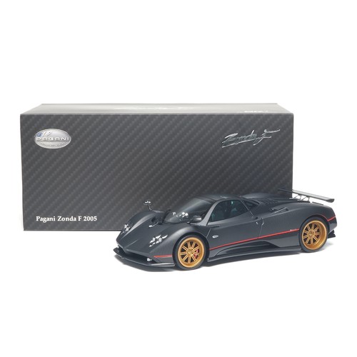 1/18 AR 帕加尼Zonda F 2005款 哑光黑碳 合金模型