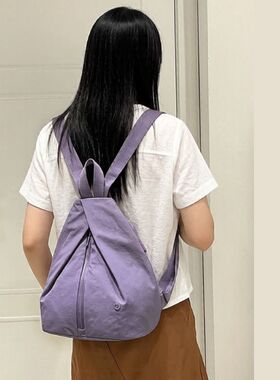 非主流三角形小巧便携双肩游玩包内置二侧水瓶位男女双肩IPAD伞包