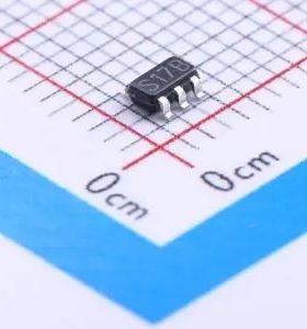 电荷泵 LM2767M5/NOPB LM2767M5/NOPB SOT-23-5 电荷泵 全新原装