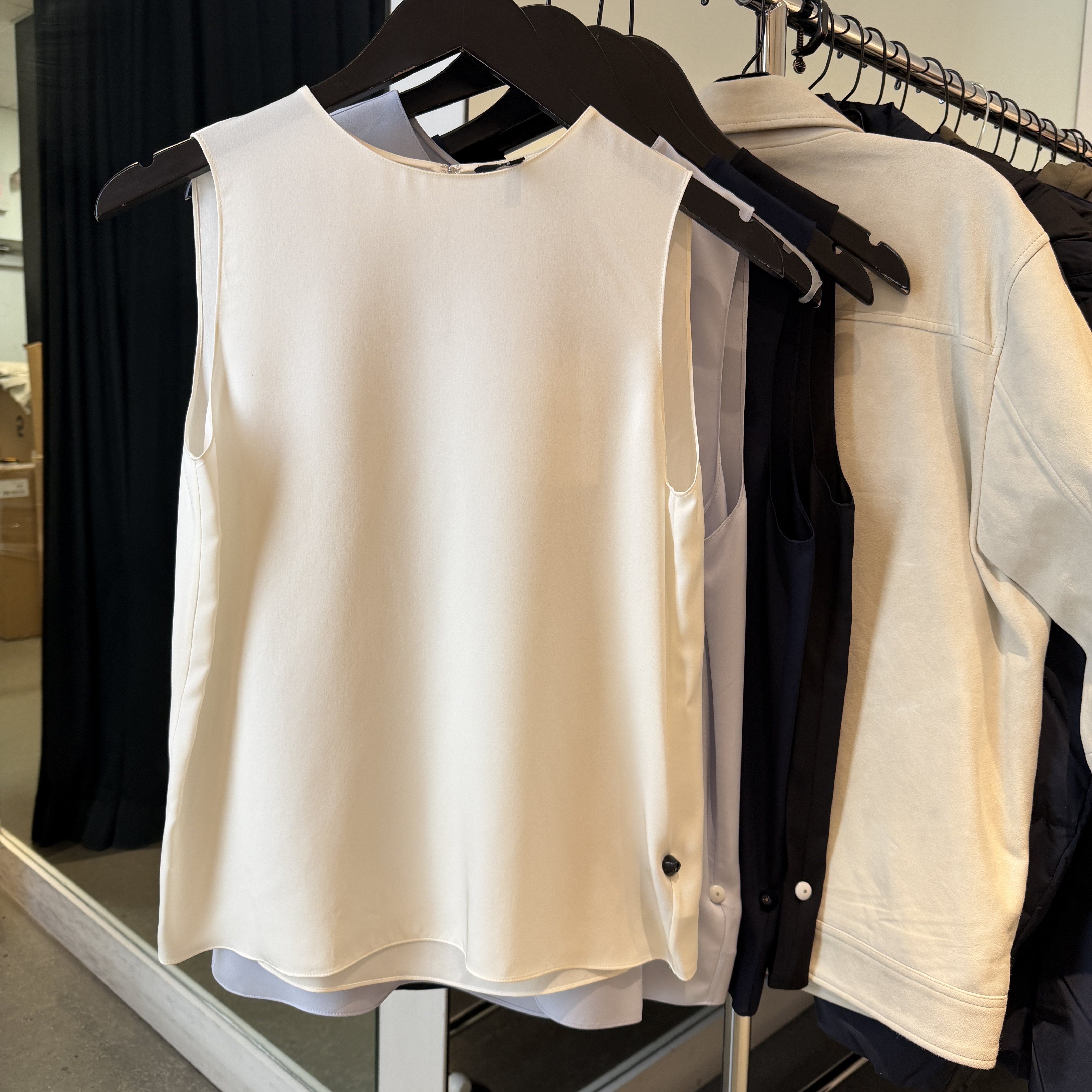 Theory女士真丝背心 打底衫无袖外套 100%桑蚕丝上衣 美国代购,女装/女士精品,真丝上装,淘宝优惠券,粉丝福利购,淘宝优惠卷