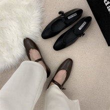法式复古黑色一字扣带玛丽珍鞋女2025年新款晚风温柔平底浅口单鞋
