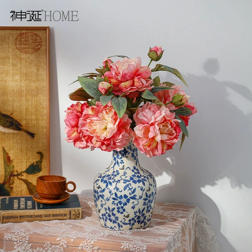 Новая китайская стиль сине -белая фарфоровая керамическая ваза