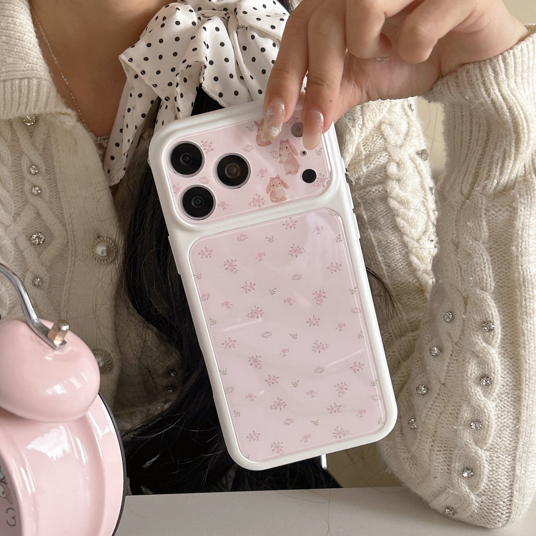 白框粉底碎花小兔ins适用iphone苹果17promax小众16pro可爱15女生时尚卡通全包相机ai键秒变大视窗精孔手机壳